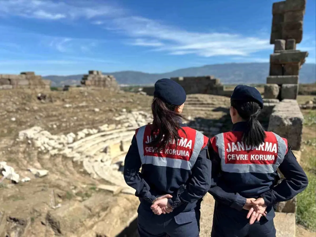 alabanda antik kentinde jandarma kontrol faaliyeti bk6ptmuM.jpg