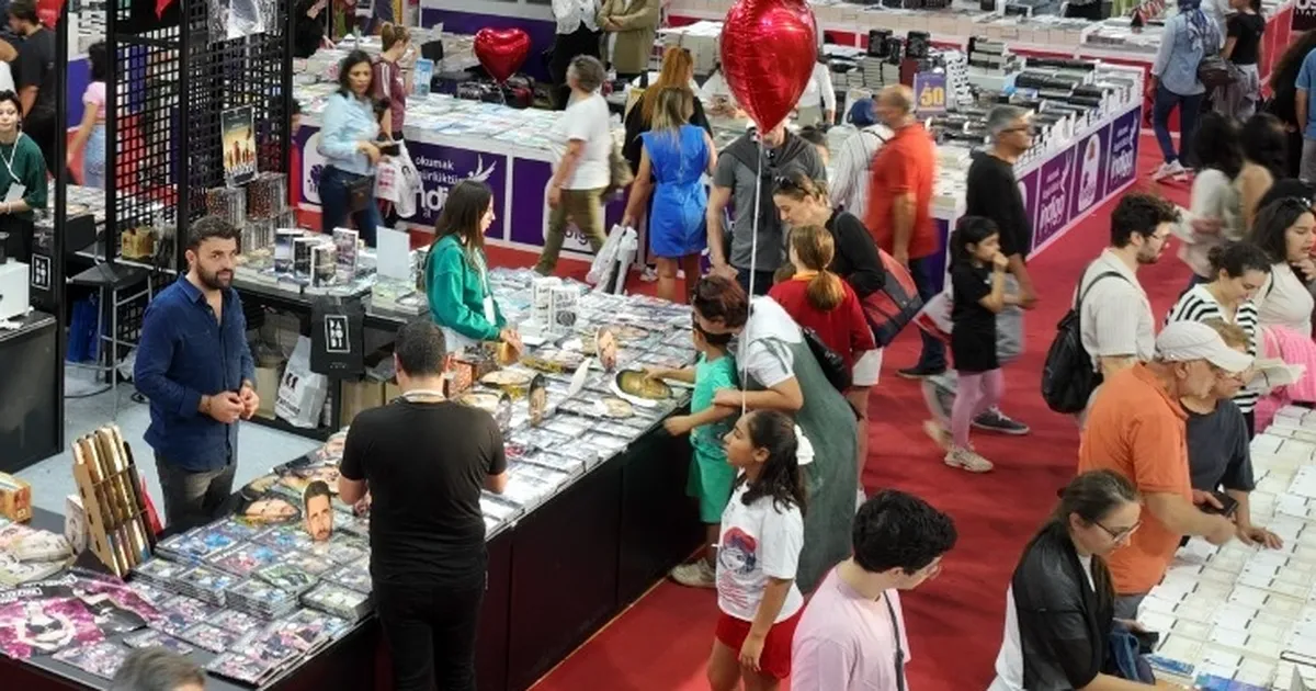 antalya kitap fuari 15inci kez kapilarini aciyor JWZwFmzy