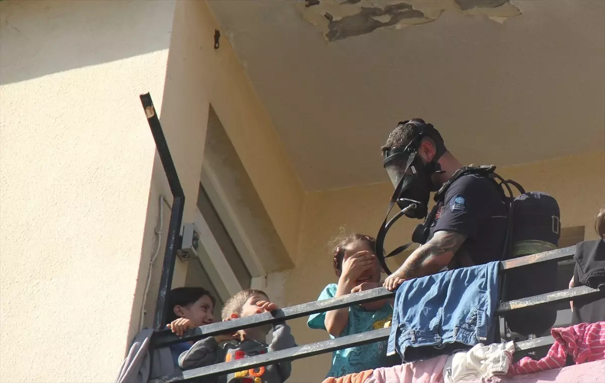 antalyada yanginda 5 cocuk kurtarildi 4luXJzEz.jpg