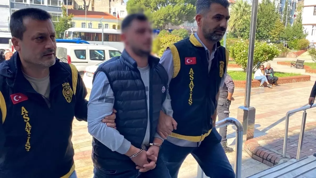 aydinda kiz arkadasin abisi tarafindan bicaklandi c2lU5FY1.jpg