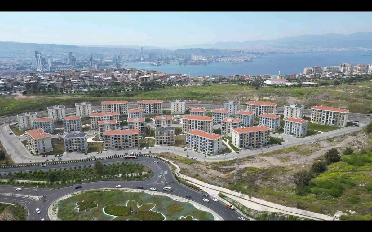 baskan saygili depremin yaralarini devletimizin gucuyle sardik XaWc4LcF.jpg