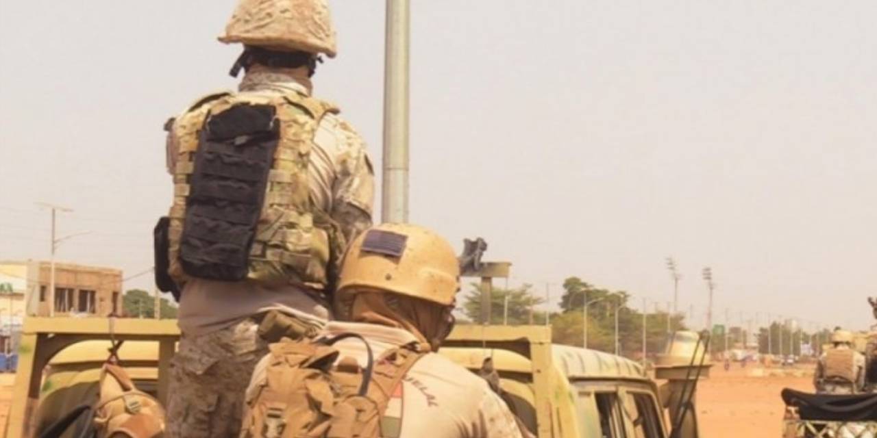 nijeryada ordu ile teror orgutu catisti 15 terorist oldu cPQJ186d.jpg