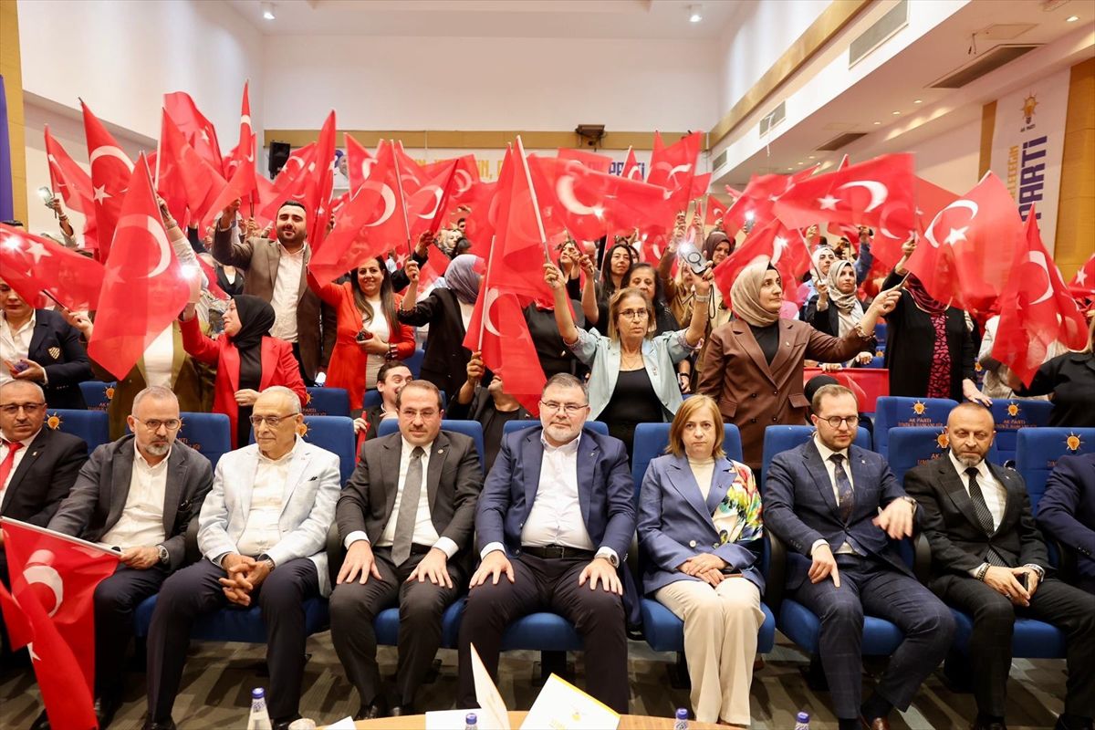 Nissan Elektrikli Araç Üretiminden Vazgeçti: Stratejik Değişiklikler Geliyor